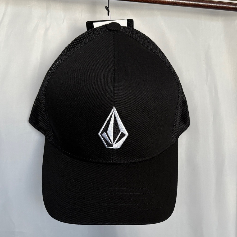 Volcom Classic Black Mesh Hat